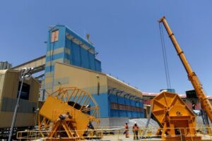 Lee más sobre el artículo Losa para gatas de levante en Ferronor S.A., Estación Llanta, Maestranza CODELCO División El Salvador.